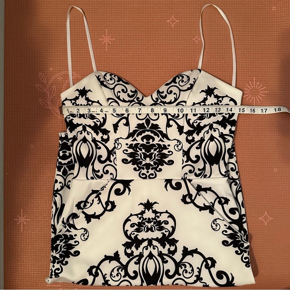 B. Darling black and white cocktail dress w/pockets - size 5/6 (juniors) - Picture 6 of 6